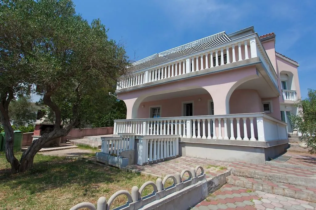Krk Kornic Apartments Croatia