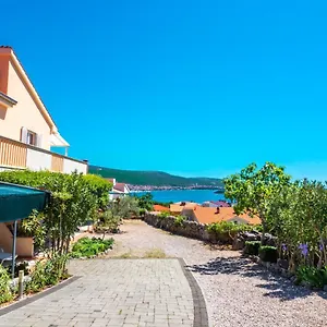 Apartment Apartments Sandra, Kornić